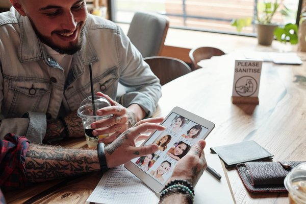 Site de rencontre : quelles sont les tendances en 2024 ?